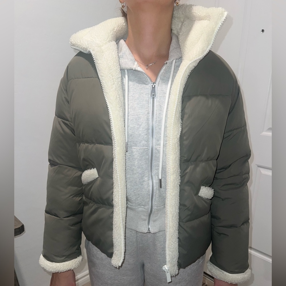 Women's Olive Puffer Jacket with Cream Lining